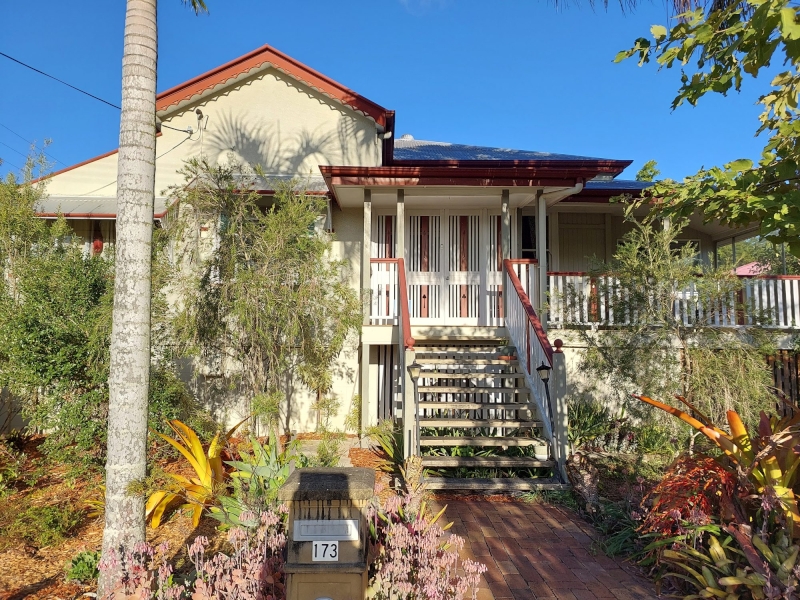 CIRCA 1910 - DELIGHTFUL CHARACTER HOME